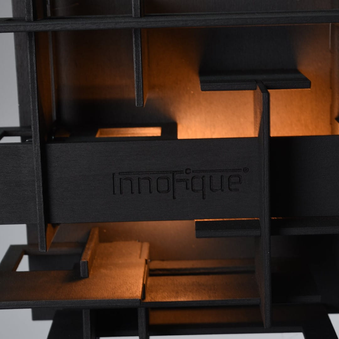 Mondriaan wandlamp detail
